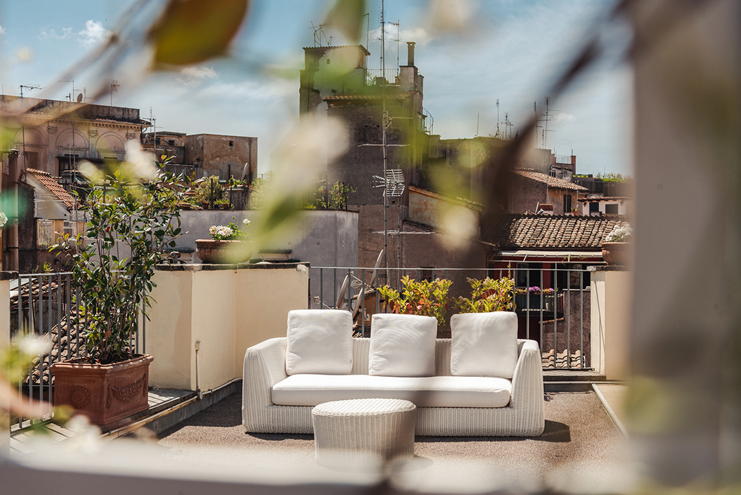 Nikis Collection Navona La Terrazza Slider 1